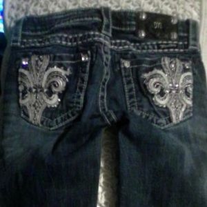 Miss Me Bermuda skimmers size 12